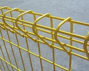 EuroGuard Safe Mesh Fence Detail
